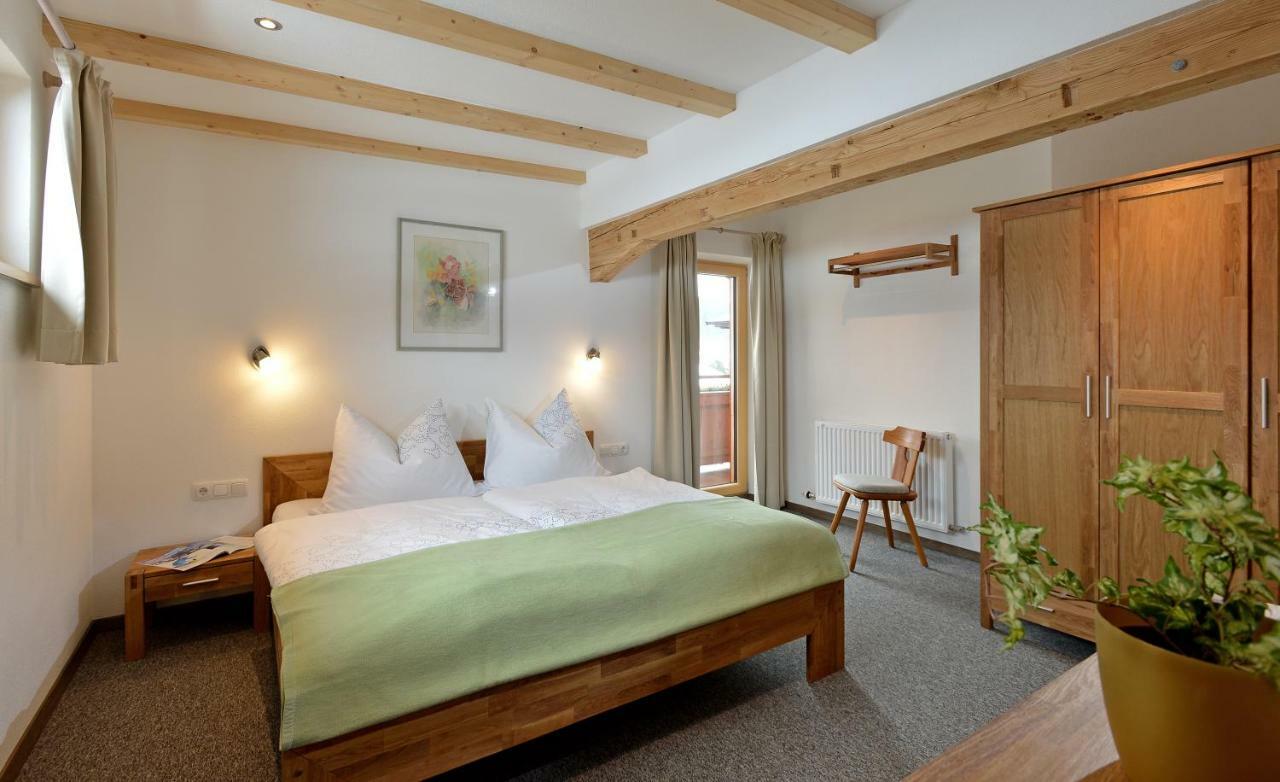 Appartamento Haus Erika Brixen im Thale Esterno foto