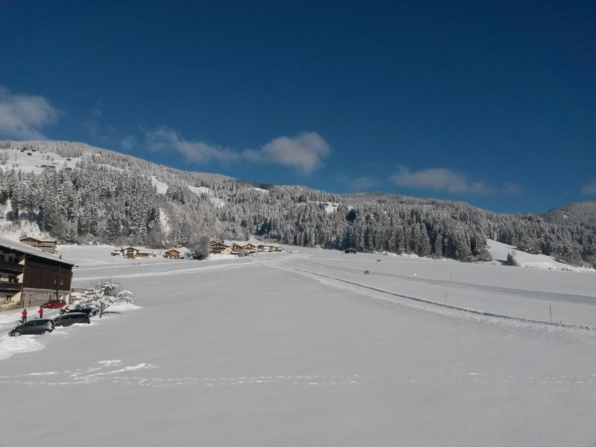 Appartamento Haus Erika Brixen im Thale Esterno foto